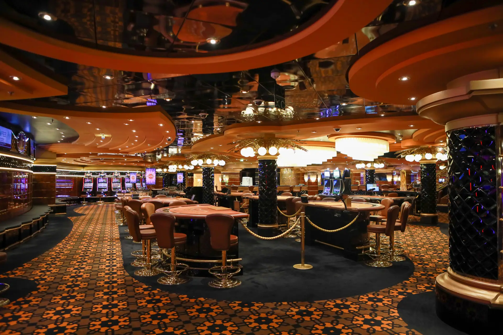 Luxury Slots Area